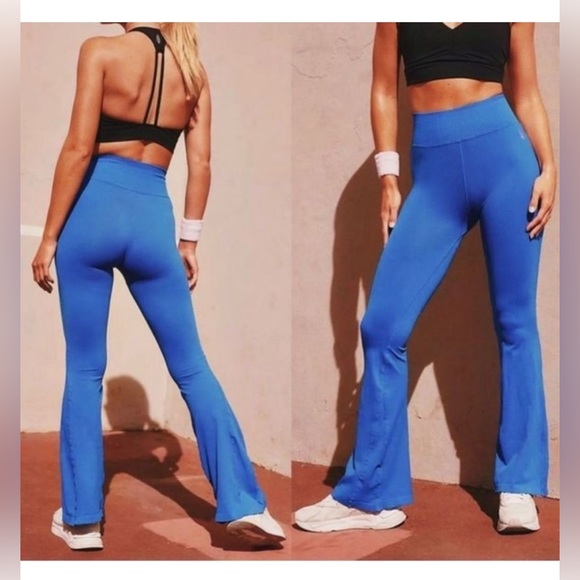 NWOT free people flares!! Sold out online/NLA. $98 retail. - Picture 7 of 10